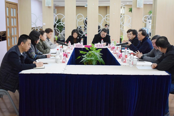 区人大常委会副主任盛俊杰走访调研
